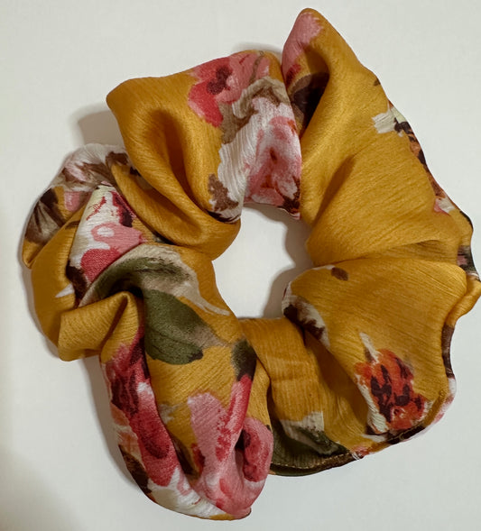 Ayababj Floral Scrunchie