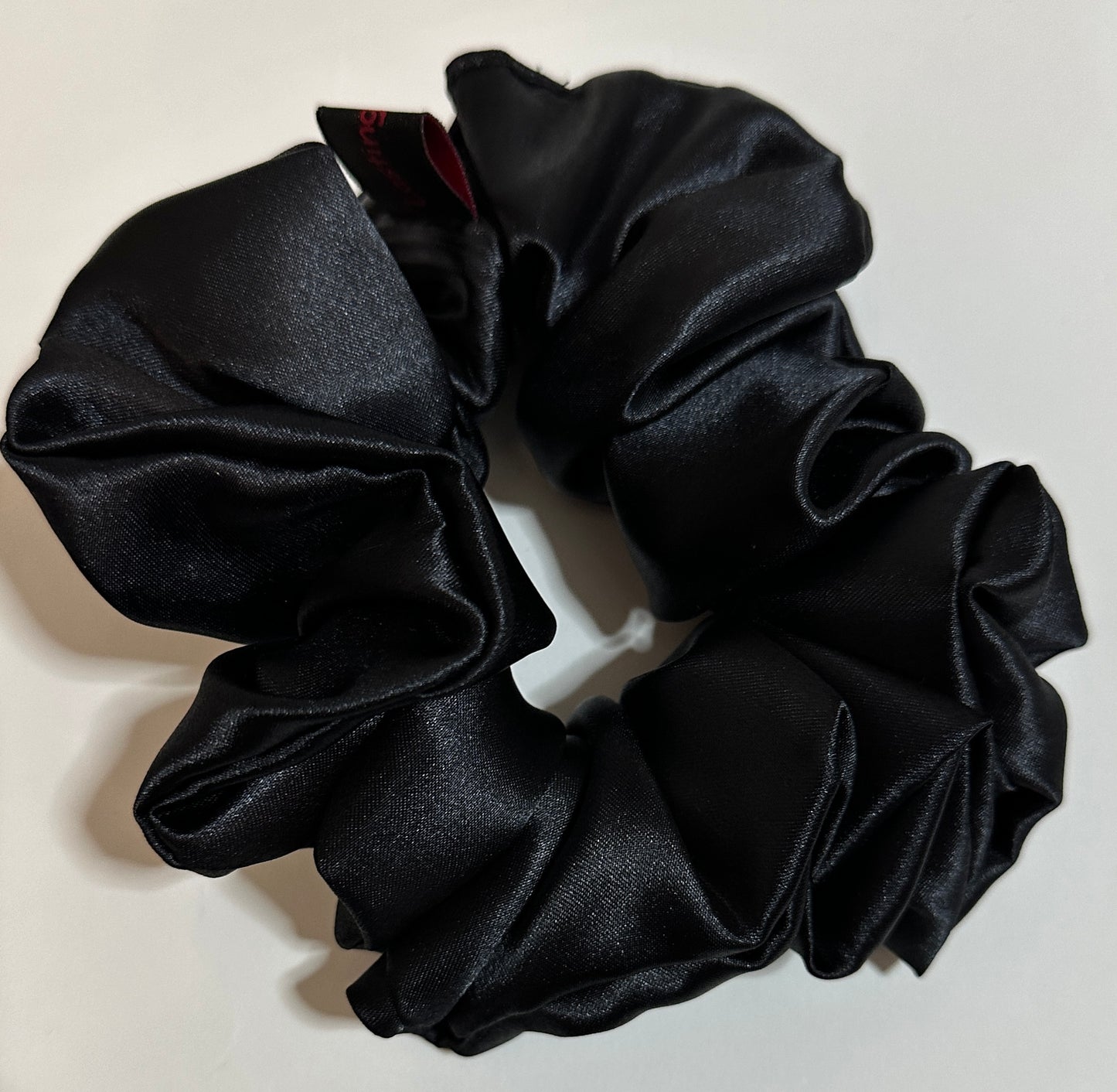Ayababj Satin Scrunchie (Black)